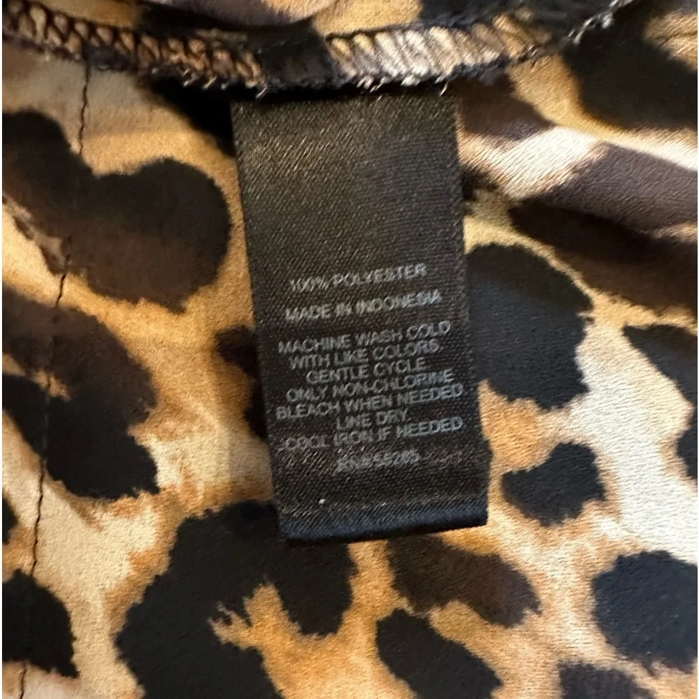 Express XS Animal print portofino shirt - Picture 8 of 8